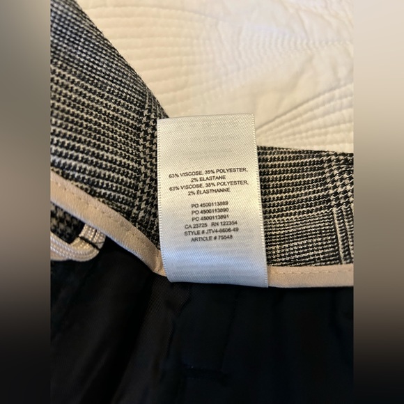 Aritzia | Wilfred | Tie-Front Check Pant — Black/Off White Plaid | Size 6 - Picture 10 of 14